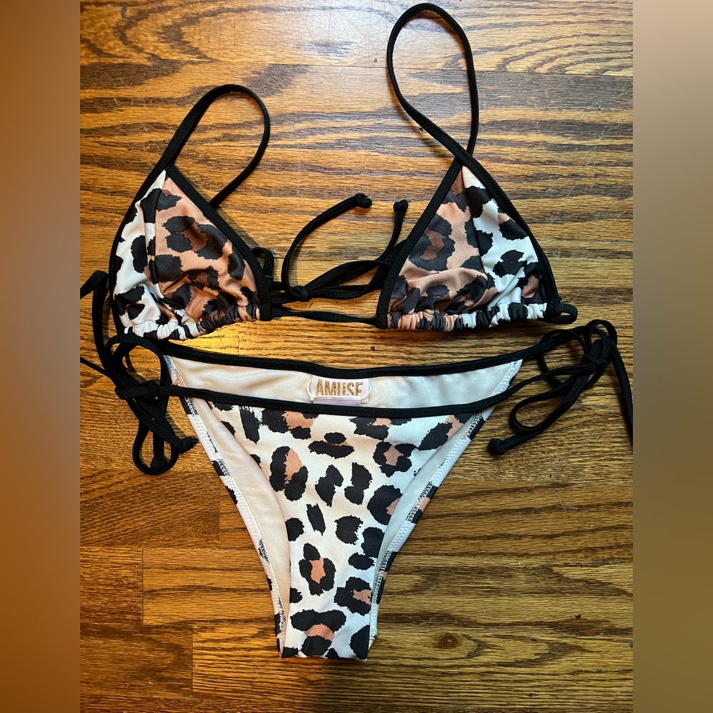 AMUSE Leopard Print Bikini Set